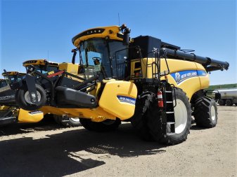2017 NEW HOLLAND CR10.90Z 800 Sep Hrs