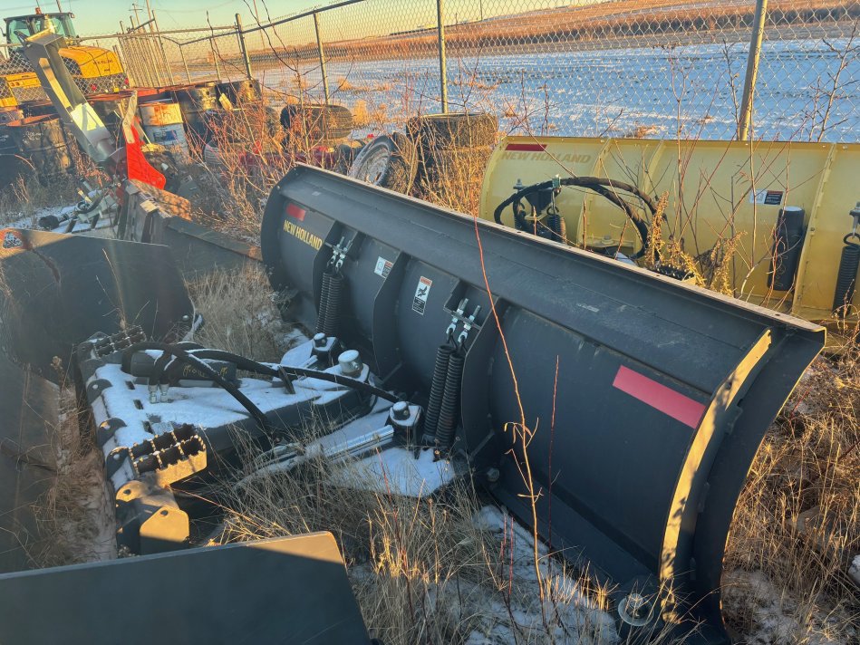NEW HOLLAND SNWBLDE8  1942511 131579