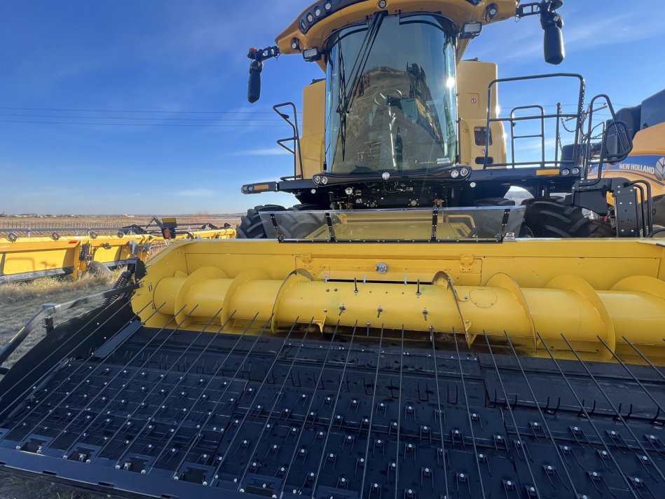 NEW HOLLAND CR9.90Z 447 Sep Hrs 7M2060041 105301