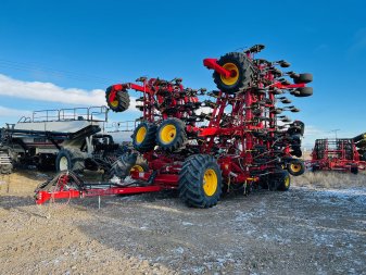 2024 BOURGAULT 3330-76 PLX HF 10 Spacing, 3/4 Tips PLX, MRB