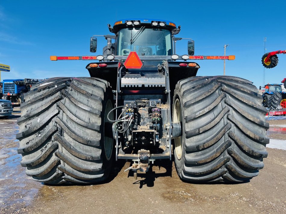 NEW HOLLAND T9.565 1235 Eng Hrs JEEZ9565ANF603200 108578