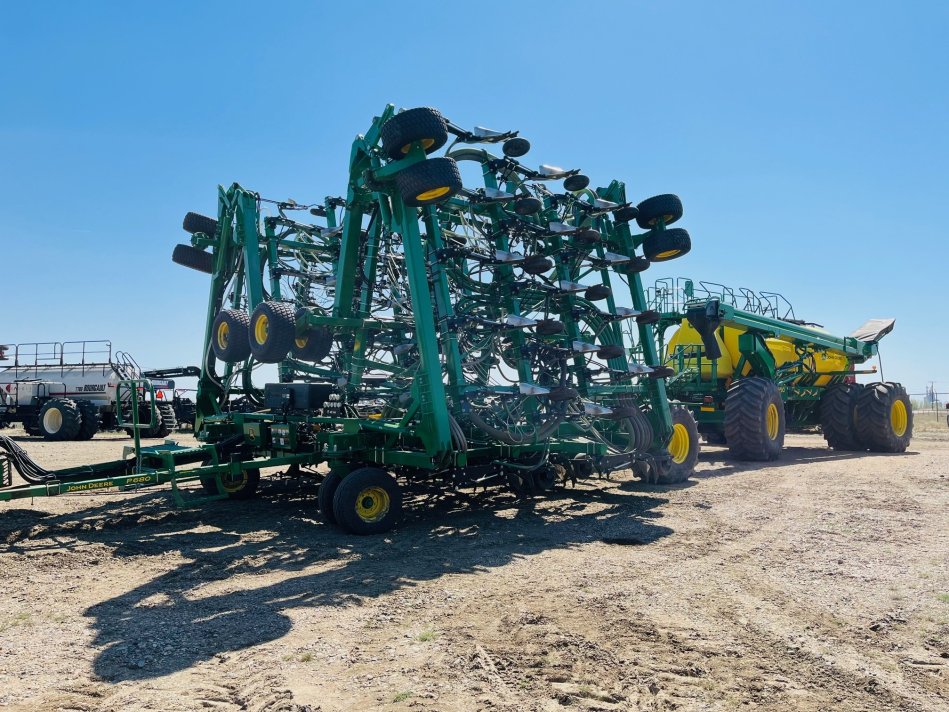 JOHN DEERE P680  1XFP680XTPK800107 118204