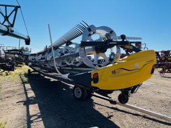 2023 MACDON/NH FD250G - Image 1