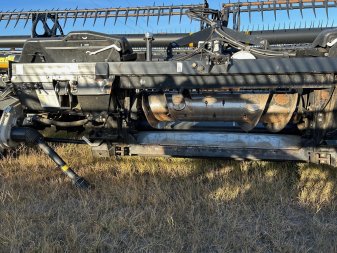 2018 MACDON FD75-35 - Image 2