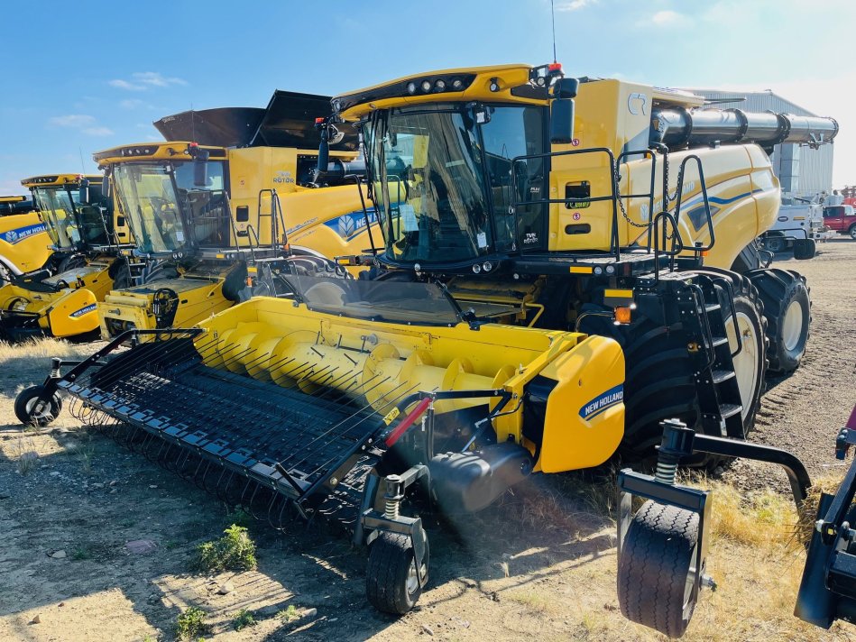 NEW HOLLAND CR10.90Z here HAFR107NCR2094017 129130