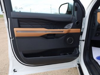 Ford Expedition Platinum  - Leather Seats 1FMJU1M82REA41952 99126