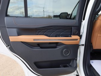 Ford Expedition Platinum  - Leather Seats 1FMJU1M82REA41952 99128