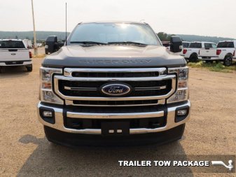 2022 Ford F-350 Super Duty Lariat  - Power Stroke - Image 3