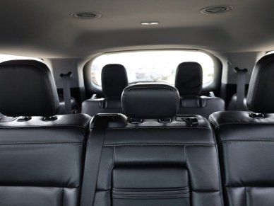 2020 Ford Explorer XLT  - Heated Seats - Power Trunk - Image 14