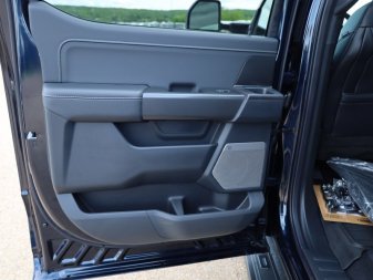 2024 Ford F-150 XLT  - Leather Seats - Premium Audio - Image 8