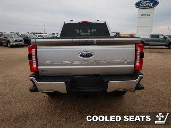 2024 Ford F-250 Super Duty Lariat  - Leather Seats - Image 4