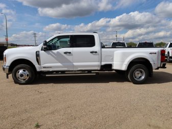 2024 Ford F-350 Super Duty XLT  - Diesel Engine - Image 5