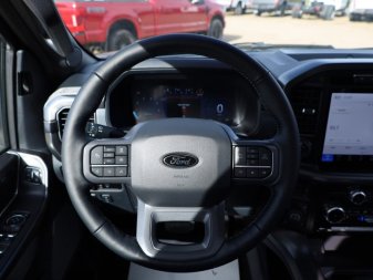 2024 Ford F-150 Lariat  - Sunroof - Image 10