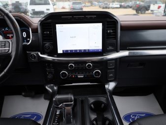 2022 Ford F-150 Lariat  - Navigation - Sunroof - Image 12