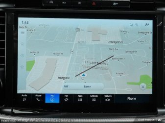 2025 Ford F-150 Lariat  - Premium Audio - Sunroof - Image 17