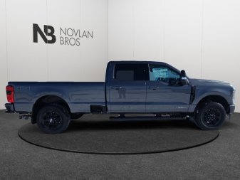 2025 Ford F-350 Super Duty LARIAT  - Premium Audio - Image 5
