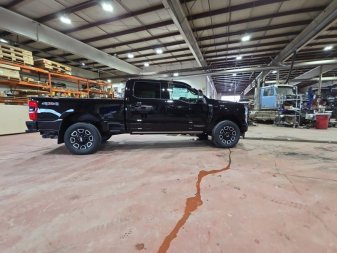 2025 Ford F-350 Super Duty PLATINUM  - Moonroof - Image 5