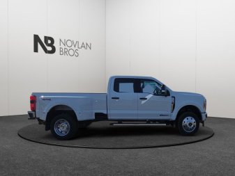 2025 Ford F-450 Super Duty XLT  - Diesel Engine - Image 5