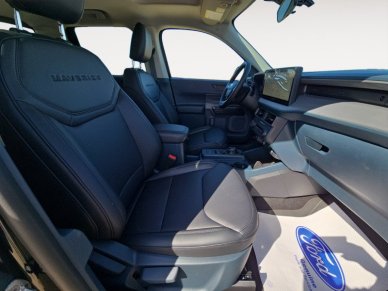 2025 Ford Maverick Lariat  - Sunroof - Tow Package - Image 14