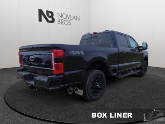 2025 Ford F-350 Super Duty LARIAT  - Moonroof - Image 4