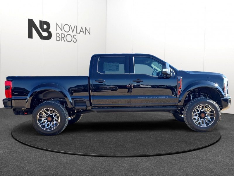 Ford F-350 Super Duty Harley Davidson 1FT8W3BM9SEC82115 125361