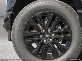 2025 Ford F-150 Lariat  - Tow Package - Image 7