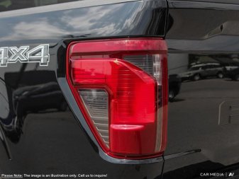 2025 Ford F-150 XLT - Image 9