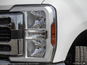 2025 Ford F-250 Super Duty XLT  - Running Boards - Image 9