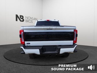2025 Ford F-350 Super Duty PLATINUM  - Moonroof - Image 4