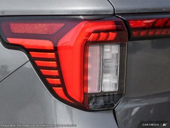 2025 Ford Explorer Platinum  - Leather Seats - Image 8