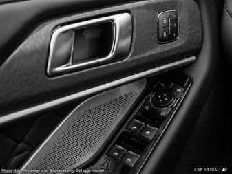 2025 Ford Explorer Platinum  - Leather Seats - Image 13