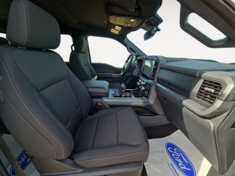 2025 Ford F-150 XLT - Image 13