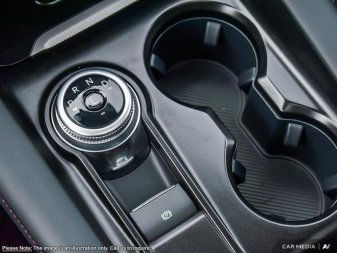2025 Ford Explorer ST-Line  - Sunroof - Image 16