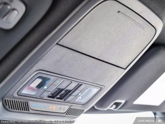 2025 Ford Explorer ST-Line  - Sunroof - Image 18