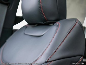 2025 Ford Explorer ST-Line  - Sunroof - Image 19
