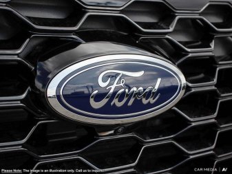 2025 Ford Explorer ST  -  Sunroof -  Cooled Seats - Image 8