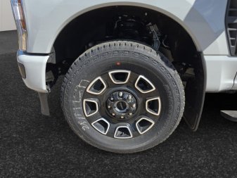 2025 Ford F-350 Super Duty Platinum  - Power Stroke - Image 13