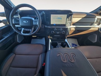 2025 Ford F-350 Super Duty King Ranch  - Leather Seats - Image 9