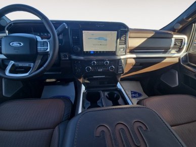 2025 Ford F-350 Super Duty King Ranch  - Leather Seats - Image 10
