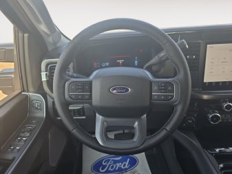 2026 Ford F-350 Super Duty Lariat  - Moonroof - Image 11