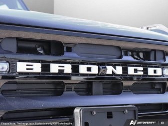 2025 Ford Bronco Outer Banks - Image 7