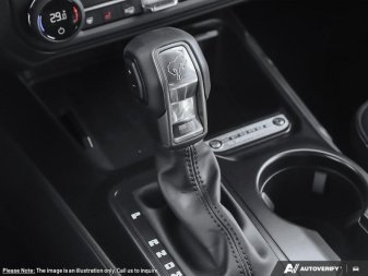 2025 Ford Bronco Outer Banks - Image 15