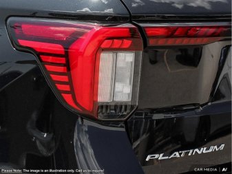 2025 Ford Explorer Platinum  - Sunroof -  Cooled Seats - Image 10
