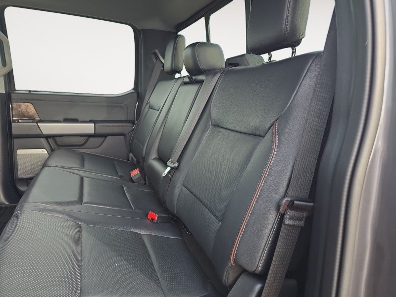 Ford F-350 Super Duty Lariat  - Leather Seats 1FT8W3BT6PED48117 129519