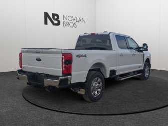 2026 Ford F-350 Super Duty Lariat  - Premium Audio - Image 4