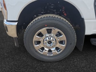 2026 Ford F-350 Super Duty Lariat  - Premium Audio - Image 13