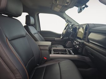 2026 Ford F-350 Super Duty Lariat  - Premium Audio - Image 14