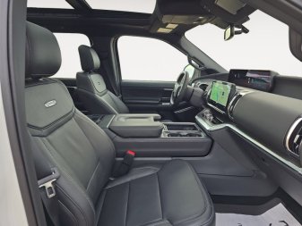 Ford Expedition Platinum 1FMJU1MG3SEA61351 129860