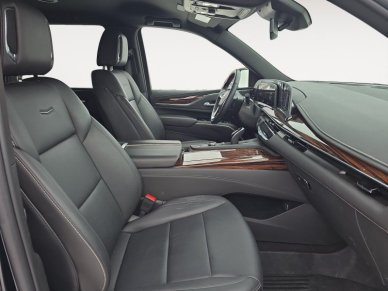 2024 Cadillac Escalade Luxury  - Heated Seats - Image 14