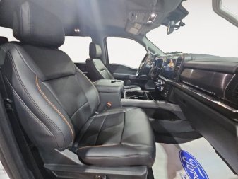 2026 Ford F-350 Super Duty Lariat  - Premium Audio - Image 14